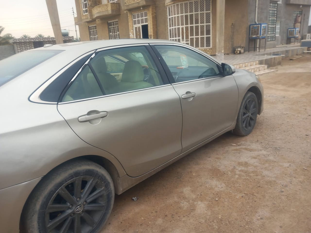 السلام عليكم اخوان سياره البيع كامري موديل 2017 رقم اربيل سنويه جديده وهزه جديده سياره فول مواصفات بيهه قطعتين صبغ قطعه تبديل اصلي بدون دواخل سياره جاهزه سعر 145 وبيهه مجال عنوان الانبار رمادي جزيره خالديه ***********
