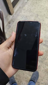 ايفون ١١ • ذاكره ٦٤ • موصل وادي حجر