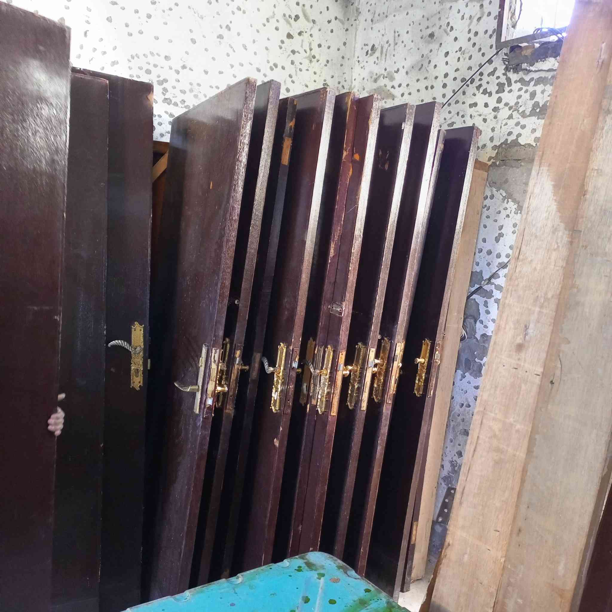 اسواق سفوان الرميثة
حي المهندسين بسايدين الجدد

قرب مدرسة الثانويه العراقيه 

للبنين اليوم نزلت عندي وجبة بيبان

خشب صاج وتركي شرط النضافه 

جمله مفرد رقمي *********** واتساب

او *********** واتساب
