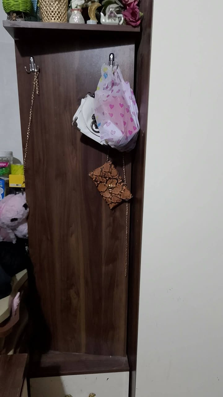 غرفه تركي كامله سعرها 130   كلشي مابيها


**إذا كنت صاحب هذا الإعلان وتريد حذفه لأي سبب، رجاءا أرسل رسالة إلى الدعم الفني**