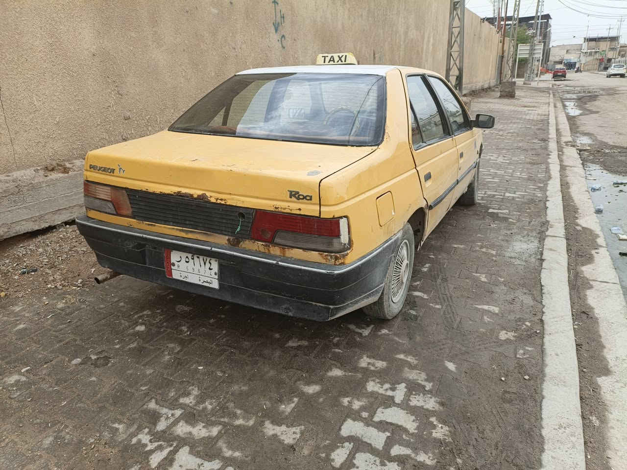 سلام عليكم
بيجو روى مديل 10سنويه منتهيه ب21 راعيها موجود يداور مكينه وكير ونجي اوتو 4 سلندر 

بيع او مراوس حسب القناعه  سعر 16 وبيها مجال مكاني البصره شط العرب تفاصيل اكثر *********** متوفر واتساب واتصال
