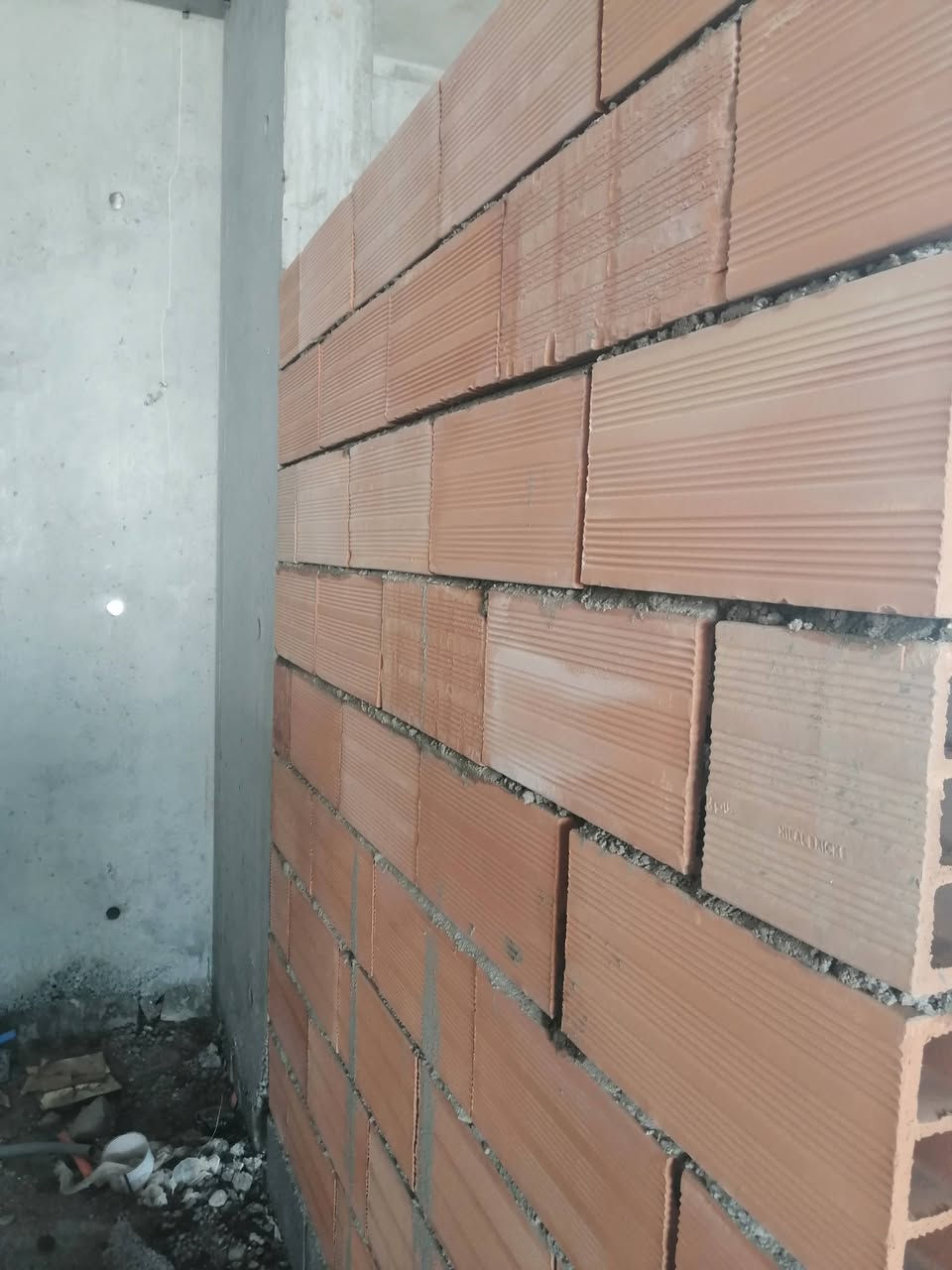 السلام عليكم
احنه كادر بناء شغل درجه اولى إشراف مهندس متفرغين حاليا وهذا رقمي ***********
الرقم الثاني ***********
