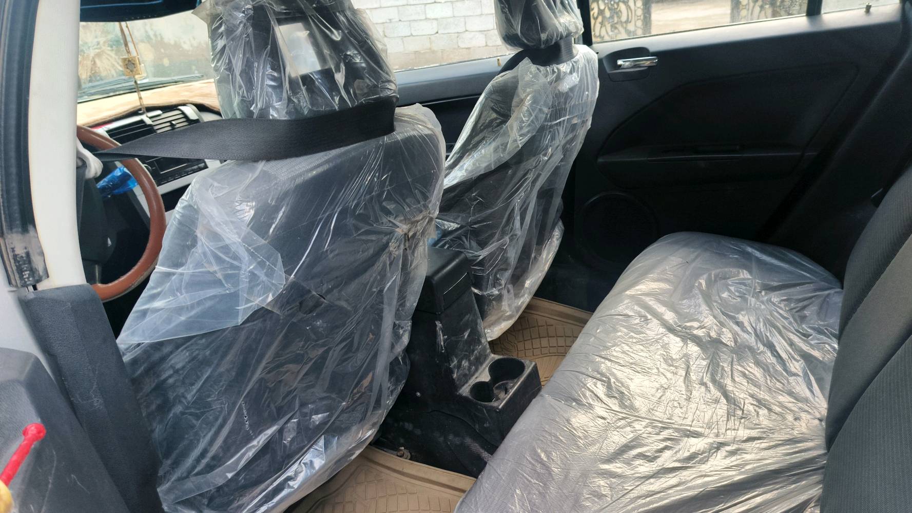 دوج كاليبر موديل ٨ رقم بغداد انكليزي بسمي كير محرك كشر بلاد ترايك وين مايعجبك السعر ٥٥ بيها مجال ***********