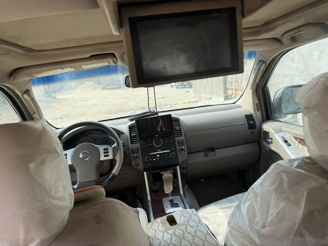 السلام عليكم نيسان بافندر 2009خليجي فول مواصفات لخير مكفوله من ضربه ولصبغ ماعده لدعاميه بيه رشه تخم تاير تبريد شغال بسمي مشروع وطني مكينه بيه ضعف سعر 100وبيه مجال مكاني الزبير دوانم المكصب  ***********
