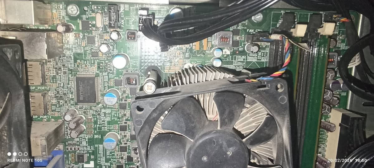 Intel® Core™ i7-3770 Processor

GeForce GTX 1050

2g

8gb

500hdd

120sdd

800w حلة, بابل


**إذا كنت صاحب هذا الإعلان وتريد حذفه لأي سبب، رجاءا أرسل رسالة إلى الدعم الفني**