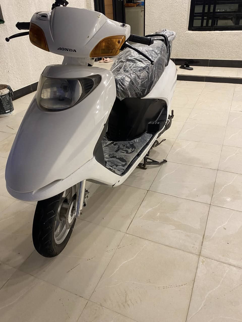 مليزي للبيع سعر ٣٠٠وبيها مجال***********
