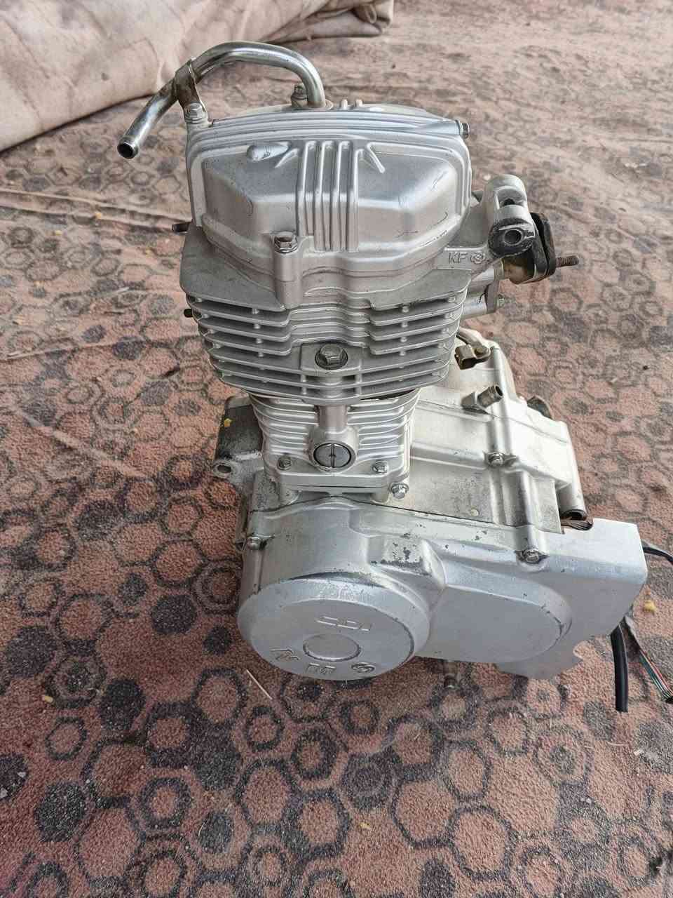 محرك برفاز للبيع مفتوح مره1مبدل قبق لكلچ فقط لسعر90شرط لتشغيل مكان بصره كرمه علي رقم ***********
