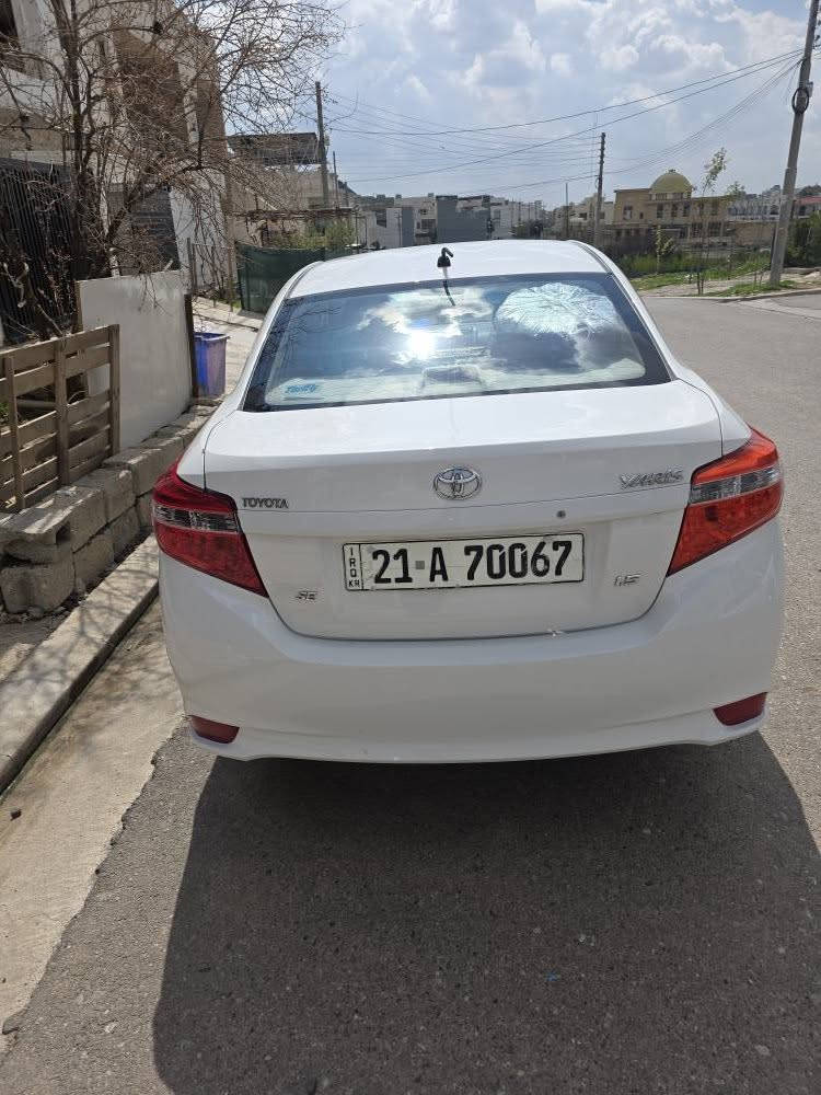 تویوتا یارس ٢٠١٦ بێ سبوغ دوقوپی بچوک سەرچاملغی پشتەوە 
جوابی نامە نادریتەوە 
١١٥ وەرەقەو مجالەکی کەم
رەقەمی خاوەن سەیارە 
***********
115وەرەقە أربيل, العراق
