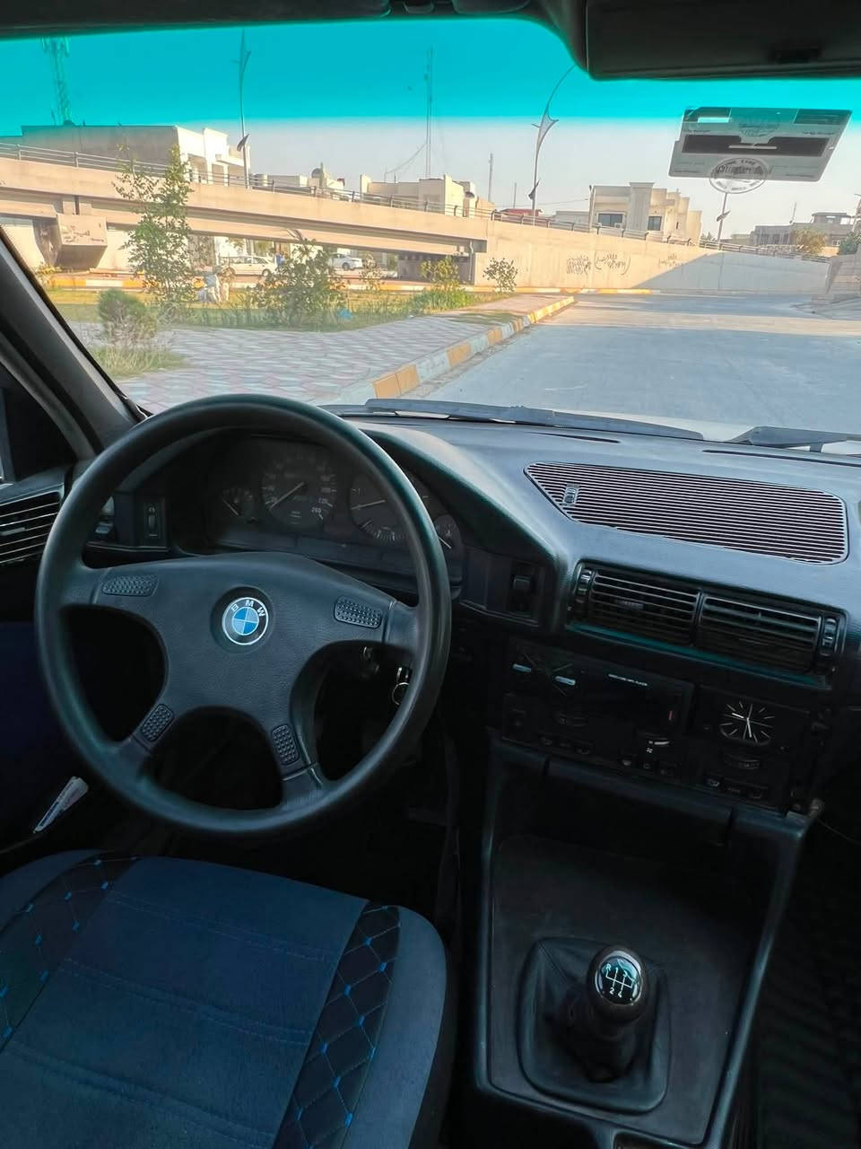 سلام عليكم
السعر 38
BMW e34 520i
سياره بلاديه بدون صبغ بدون خياس بدون ضربه سياره بلاديه وحلوه  اي عيب او نقص مابيها تبريد كير محرك كله بشرط رقم انكليزي بأسمي هزه سنويه جدد مكاني كركوك 

***********
