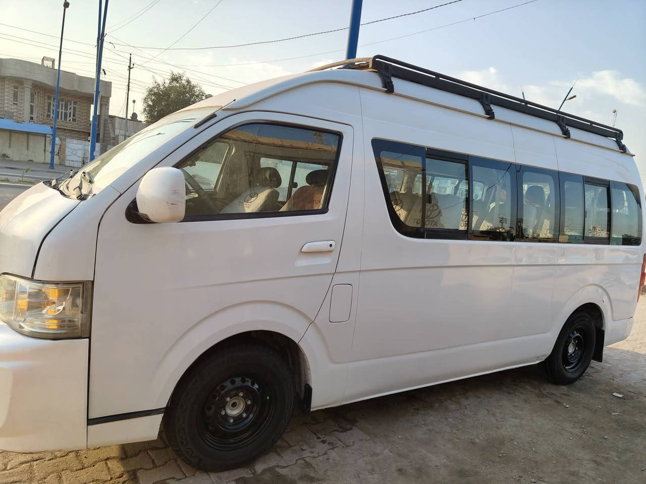 السلام عليكم جنبي 2014 سياره كيم مكينه كفاله بيهه دواير معمرات بل صفحه طويله وره باب سايق صبغ سنويه نقص تبريد28 مصفره سعر 120وبيها مجال *********** مكان ميسان
