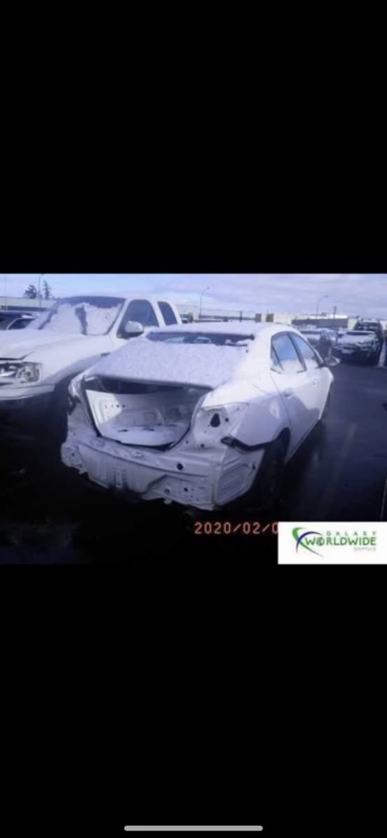 كورلا 18Se
استخدام شخصي السبير منازل 
ماشيه 80

حادث خلفي بارد بدون ايرباك 
للاستفسار خاص او الاتصال ع الرقم 
***********
