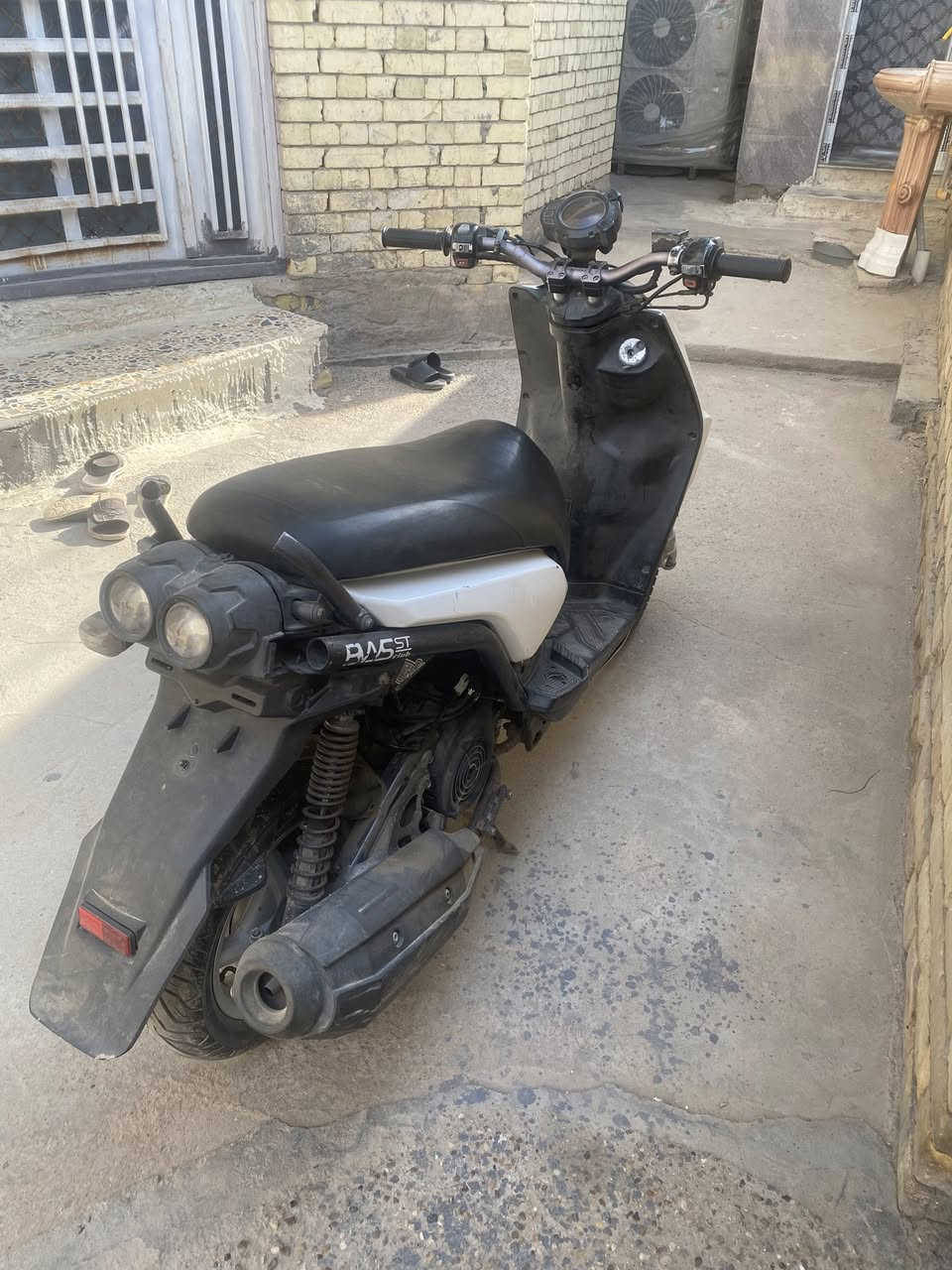 سكنس جبلي دراجه كامله مكمله ماناقصه شي
مبدل بيه فقط ولفات وشغل مضبوط  ،اوراق 

سعره مليون  ***********
