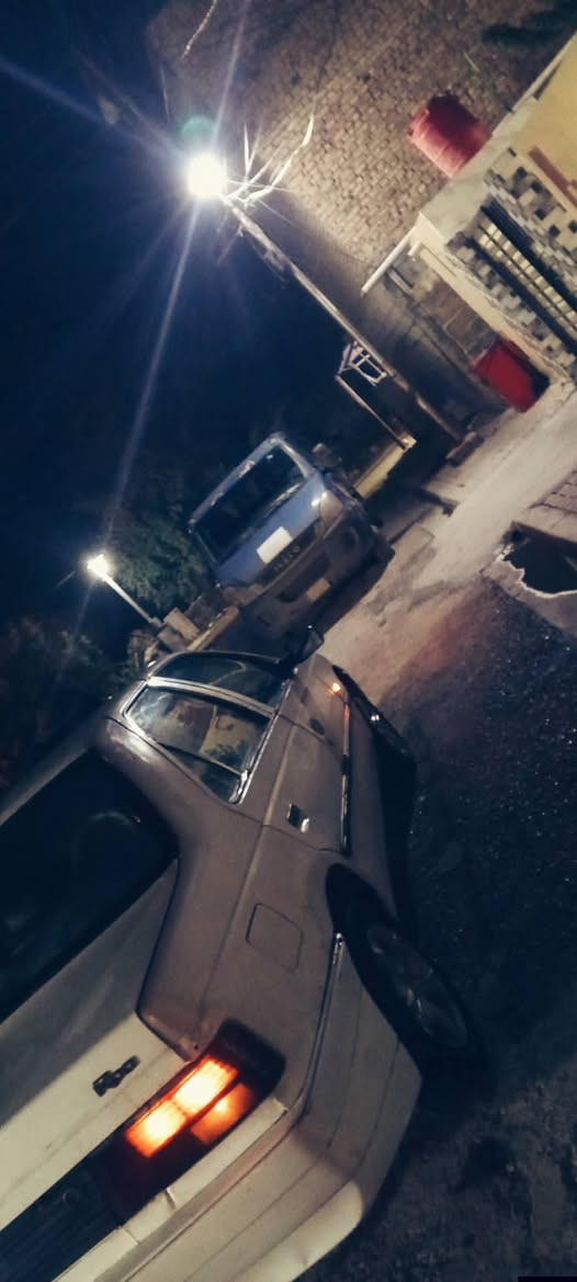 السلام عليكم ورحمه الله بيجو روى موديل 2009 رقم ميسان الماني ماكينه وكير اوتوماتيك ياباني صدر خلفي امامي جديد باور ستيرن شغال كهربائيات كلها شغاله سياره جاهزه تخم تاير ويلكب بيع او مراوس بصفره اتكفل سرقه وعشائر فقط مستمسكات صاحبها عندي سعر البيع 15 ورقه بيها مجال بسيط مكاني بغداد رقم الهاتف***********
