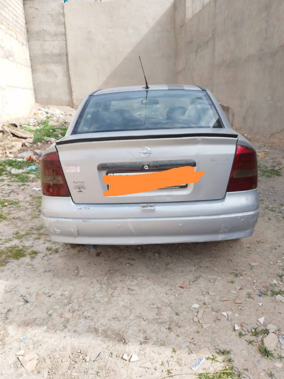 سلام عليكم ورحمة الله وبركاته
للبيع اوبل استرا موديل 2000
رقم شمالي سنوية جديده ل 28
سياره بدون ضربه سياره نظيفه وجديده
*********** هاذا صاحب رقمهه اللي يريد يتصل 
مكلف بانشر وترهم مراوس حسب القناعه
