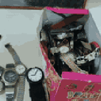 ساعات • واتساب • ماسنجر