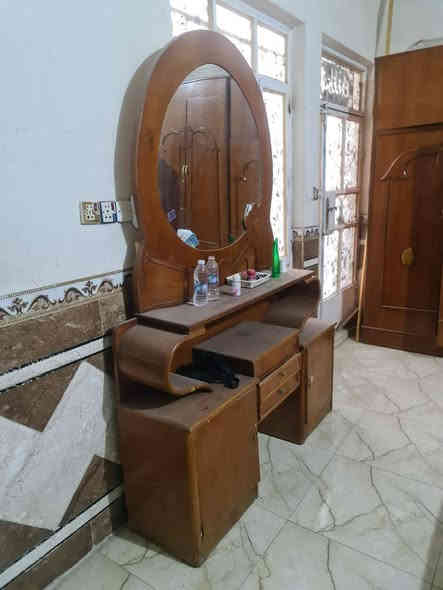 غرفة جديدة و كنتور للبيع 

للتواصل عالواتساب فقط *********** عمارة
