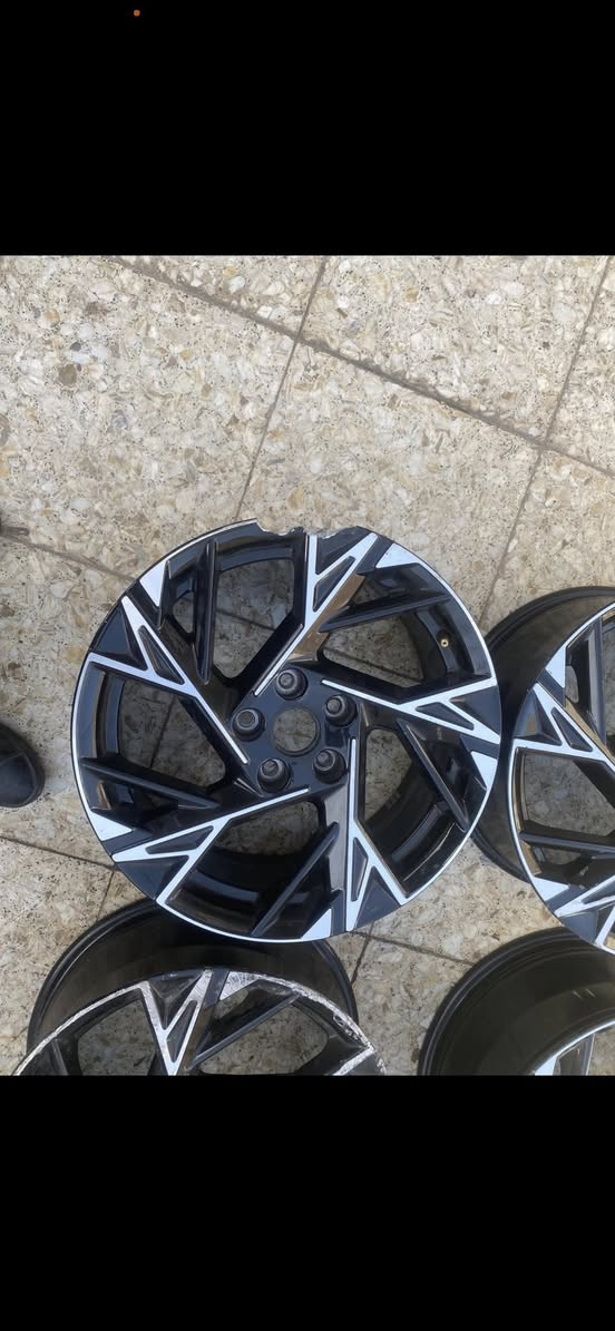 شباب عندي ويل كب مال كي فايف للبيع مفرد موجود للاتصال على الرقم ***********
