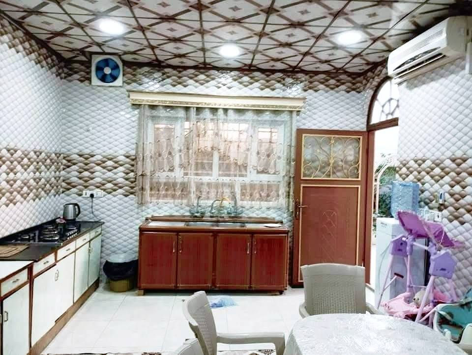 🏦  عروض مكتب بيت الأركان للعقار  🏦 

دار للبيع حي الملايين الأولى مساحة ٤٠٥ م 

 الواجهة ١٥ م العمق ٢٧ م بستان ملك صرف 

تفاصيل طابقين ٥ غرف نوم هول واستقبال

مطبخ ومشتملات مع خمسة محلات مؤجرة 

الملايين مدخل الصواف قرب جامع الحسنين 
 🏦                                                    🏦
السعر على التليكرام https://t.me/alarkan_1
للاستفسار مراجعة مكتب بيت الأركان للعقار 

نستقبل عروض العقارات الإتصال على الأرقام 

*********** / *********** / ***********  🏦
