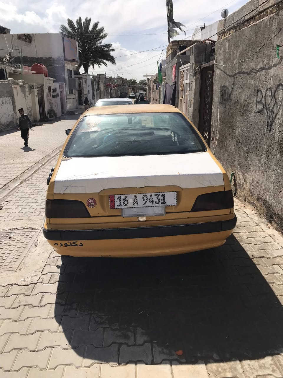 السلام عليكم ورحمة الله بيجو بارص 2013 ابأسمي تحويل مباشر السياره مكفوله من هيئه وغرامات كير ومحرك خير من الله ولنضافه كدام عينك مكان السياره نجف كوفه السعر 35وبيه مجال كلش بصيط الرقم ***********او اتراسلني واتساب
