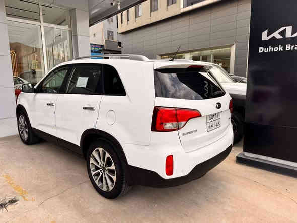 للبيع موديل 2015محرك كير شرط محرك 4سلندر 7راكب بصمه بدون صبغ السعر 159ورقه مجال قليل محرك جي اي شرط مابي شي ماشيه, 171الف خليجي شركه مابي اي نقص ***********واتساب موجود للبيع فقط نقدا
