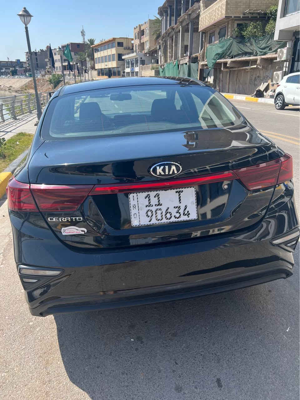 سلام عليكم كيا سيراتو خليجي2019سياره جديده مال بيت وبسمي بيه فقط الباب ساايق مصبوغه ماشيه 70 الف بل كارتونه يترحملي الي ياخذه العنوان الاعظميه ***********السعر140 بغداد, العراق

