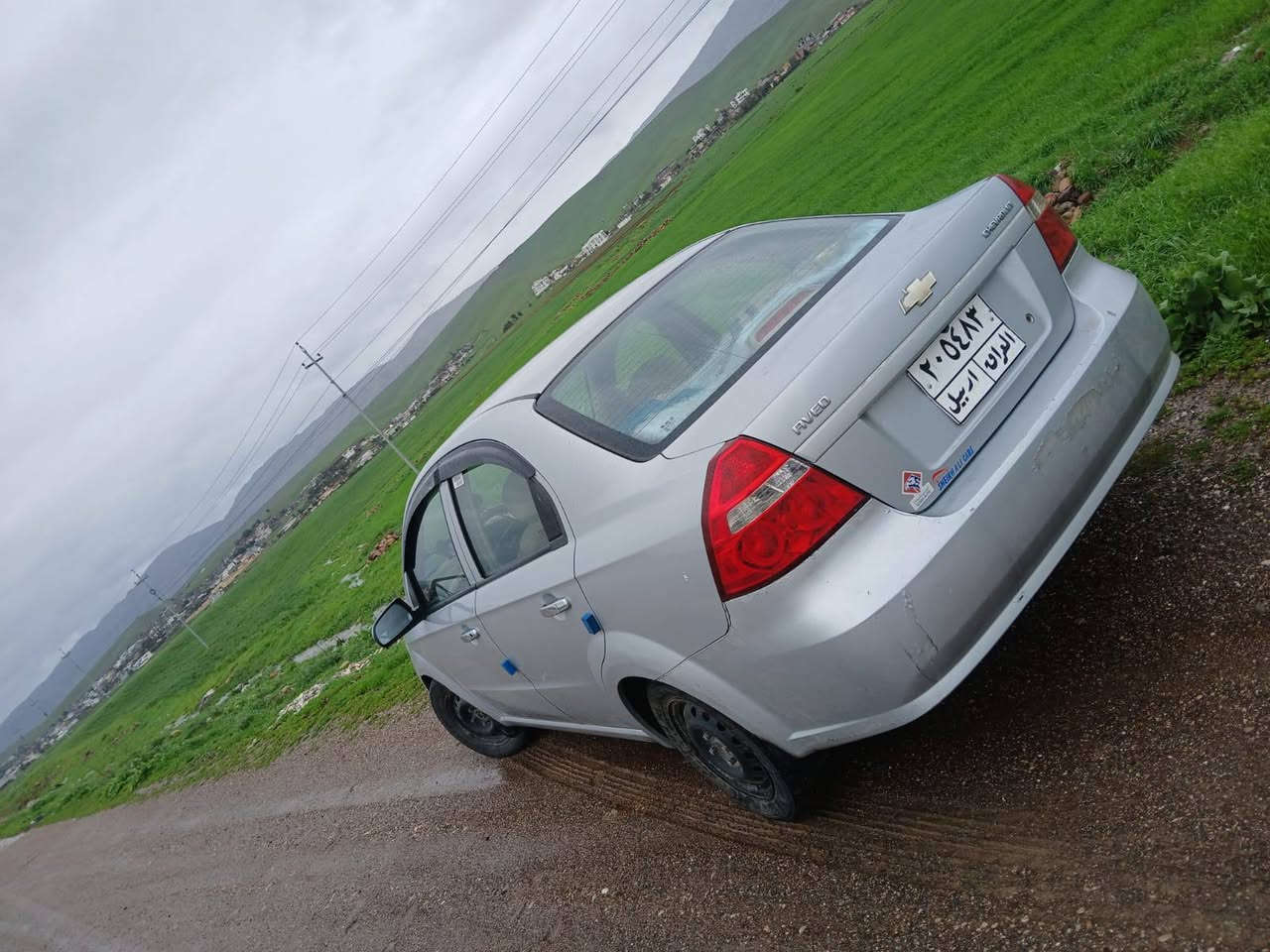 ئەفیوو 2009 
شەرتی گێر و مکینە و وەکالەت و تحویل 
سەنەوی و رەقەم کەڤن
شاشە ئایپاد ، مکینە مەزن ، داخلی زەر
تنێ چەمەلەغێ لایێ قەپاغا بنزینی بوستەک لێدان هەییە ، بێ داغلی
شەرت تەپە و ڕەپ ، سیاڕە ئێک دینار مصرف تێدانییە 
شوێن ، ئاکرێ
 
ژ. م ، ***********
. اكر, نينوى
