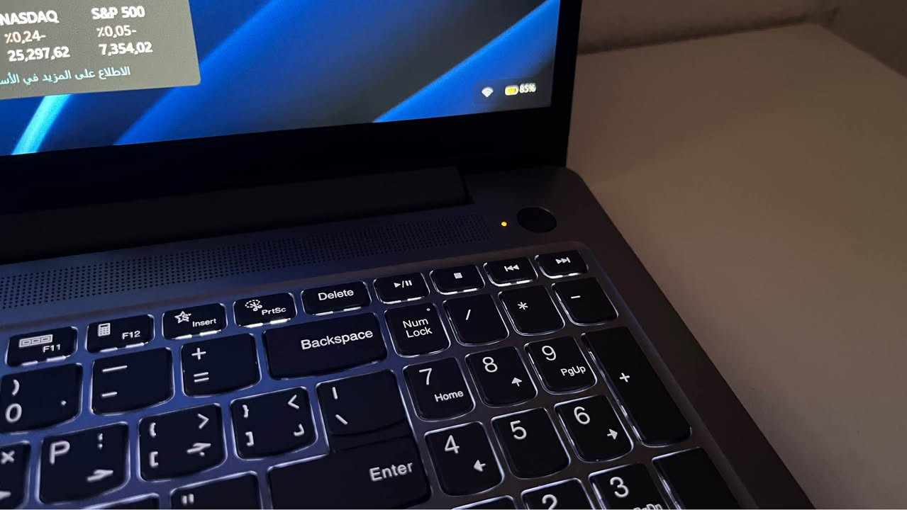المواصفات 
معالج : i5 13th Gen (13420H) 
رامات : 8gb ddr5 4800mhz
كارت الشاشة : مدمج 
الشاشة : 15.6” FHD ips 60hz
مميزات اخرى : يحتوي بصمة اصبع touch id وانطيك ويا وندوز ١١ مفعل وكامل  
ملاحظة : اللابتوب ما صارلة سنة يمي يعني استخدامة كلش قليل اخو الجديد وعندي وصل شراء للتأكيد وباقي بي ضمان شهرين يم شركة النبع
السعر بي مجال مو نهائي بغداد, العراق


**إذا كنت صاحب هذا الإعلان وتريد حذفه لأي سبب، رجاءا أرسل رسالة إلى الدعم الفني**