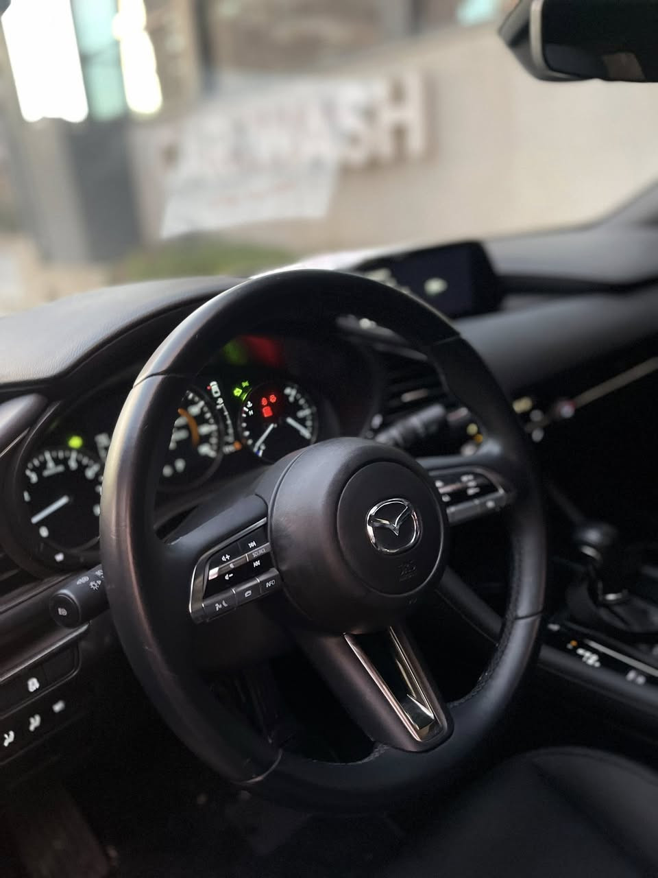 سلاوی خواتان لیبی
مازدای ٣هاج باک ٢٠٢٣ فول فولە 
لێدراو.بۆنیت جەمەلاخ
نرخ١٣٥$

JM1BPALM8P1607647رەقەم شاسی.
ناونیشان.سلیمانی
ژم.***********

رەقەم شاسی
سلایت
بەسمە
دەرگا بەسمە
رادار
خەتی جادە
کامیرا
حاسە
