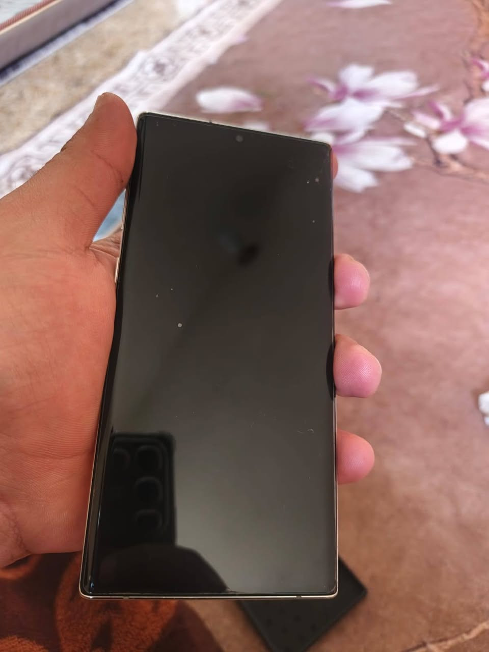 جهاز نوت 10 جهاز كلشي مابي بس بي فطر بل زاوية مايبين  موضح الك بل صور ذاكره 256/زاد بطاريه 4200
مكان بغداد ***********
السعر 250
