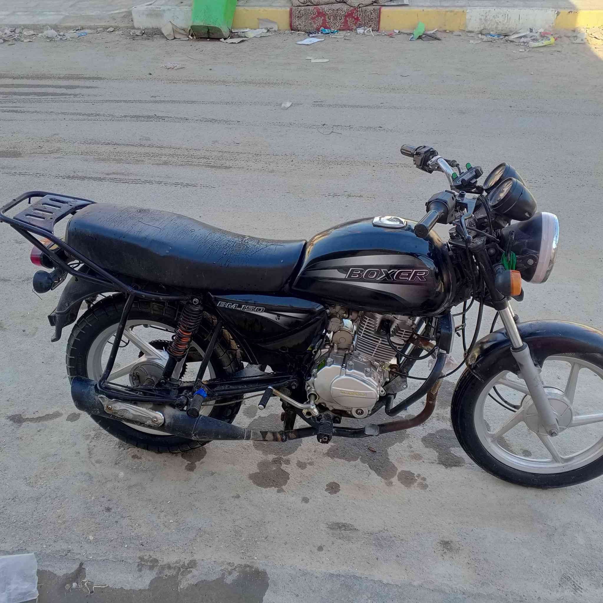 بوكسر للمراوس مكينه 150 دايون نواقصها قليله كملغ امامي وستاند بالنص وزوج عشائر بس نواقصها تجي وياها شنط ثلاثه شنط الخلفيه المكان ناصريه للمراوس فقط


**إذا كنت صاحب هذا الإعلان وتريد حذفه لأي سبب، رجاءا أرسل رسالة إلى الدعم الفني**