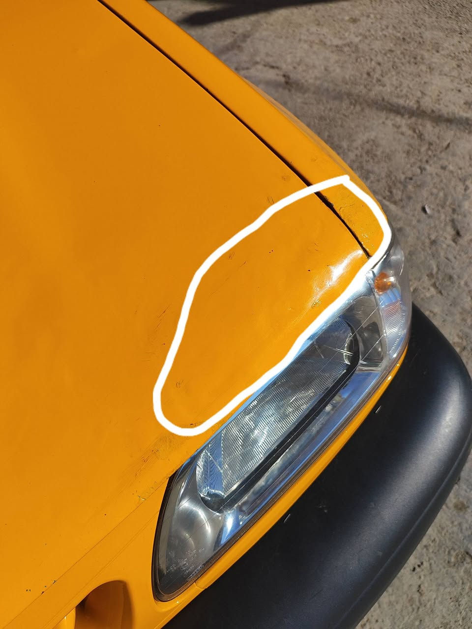 سايبا موديل ٢٠٢٣ سنوية لل٢٨ نظيفة بيها طخة بالخشم وركن البنيد ومعدل عالبارد وبيها خيط تبخير خفيف كلش تحويل ثاني يوم شواصي كشر كير مكفول تخم تاير خط ابيض وسبير جديد دوشمة ارضية وكشنات مصفرة  عليها شهر واحد هيئة بس السعر ٦٠ وبيها مجال بسيط الشراي يتصل مكاني بغداد زعفرانية ***********
