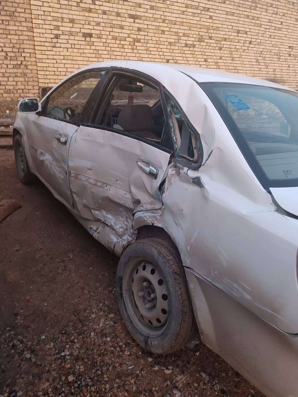 اوبتره بيع على حادثها داورتها قبل يومين هزه جديده قبل يومين من سويتها سياره حلوه كير محرك حداديه حلوه 2011 
سعر 55 وبيه مجال ***********
