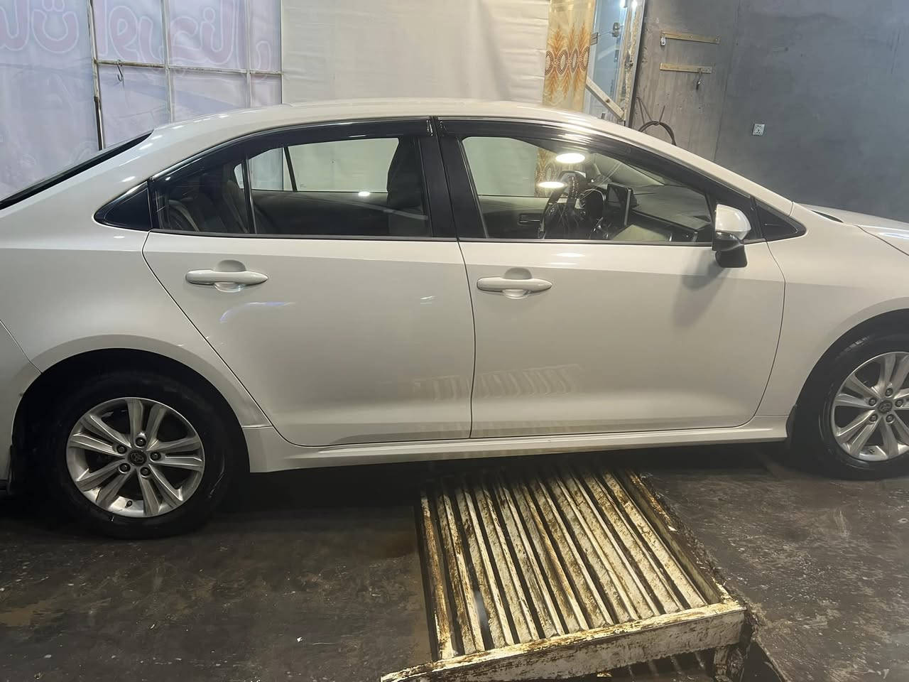 سلام عليكم 
كورلا خليجي 2020 محرك 1.8
ماشية 90الف مكفولة بيها ضربة بسيطة فقط بالبنيد ومرشوش البنيد بدون دواخل موضح بالصور السياره بيها
 منظومة زنون 
تخم تاير nexen
شاشة كاربلاي
تحكم ستيرن 
مري شفط 

 

السعر 155وبيها مجال بسيط 
العنوان الشعب 
***********
