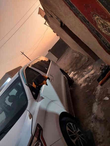 ستاركس2019للبيع مفتوحه ومحوره مسكر مكينه بلاديه قبل الزياره مبدله تخم تاير حداديه خيرمن الله السياره كفاله عامه رقم واسط انكليزي تبريد تدفئه سياره جاهزه ع الاخير كلشي ماتخسر عليه السعر 268 وبيه مجال والمايعجبه السعر يكمل طريقه كبل مكان السيار واسط قضاء الحي/***********/***********
