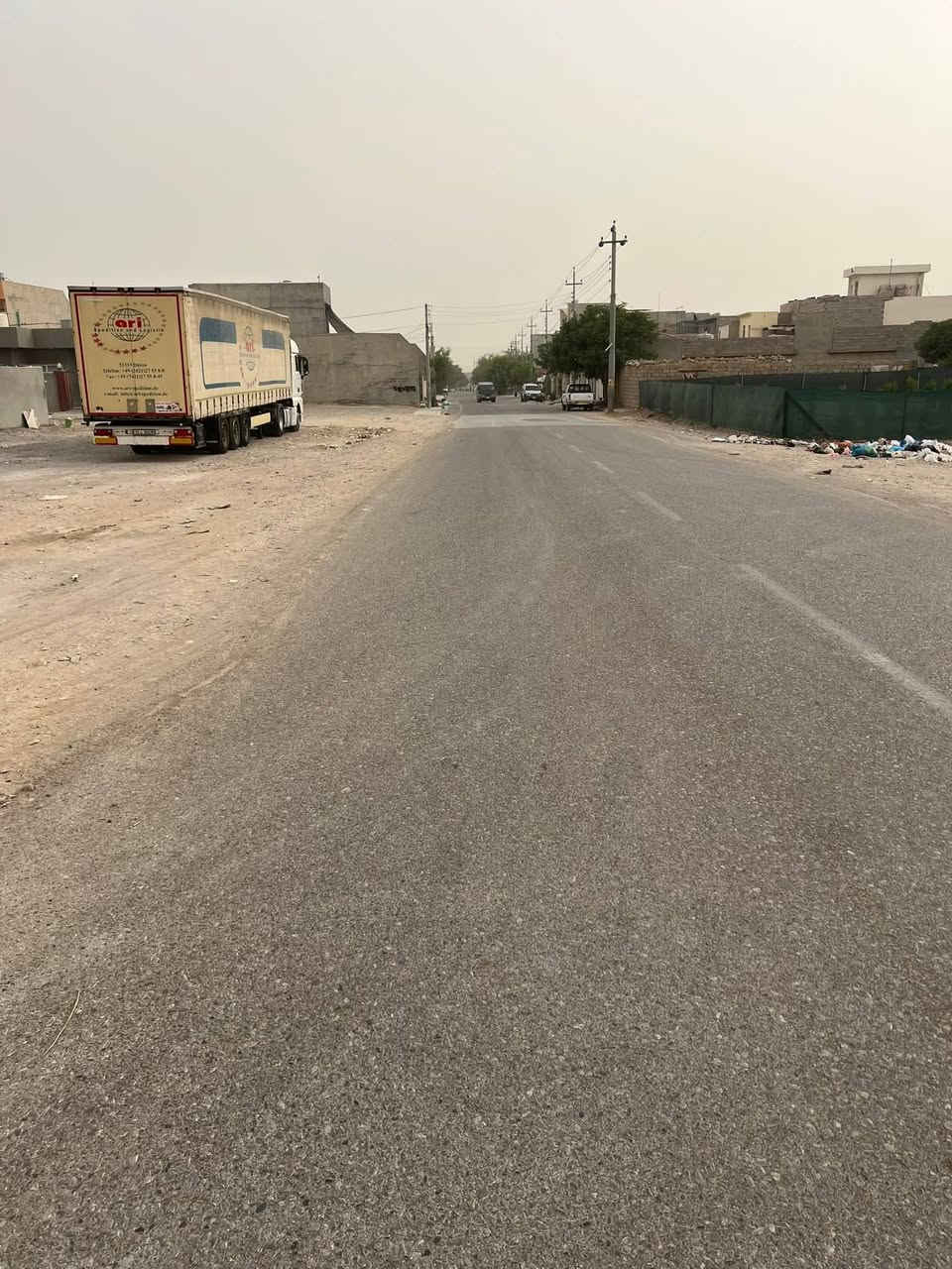 سلاووبه ريزان 
دووعه رزي جوانم بؤهاتوه 
قه ره بوه كاني كلاركؤن 
دوودانه ي رووكن 
هه ردانه يه كي 
11به 20
11به 20
به ره وپشتن 
جوانترين عه رزه 40متري هاوه بان 
قيره عامه كه وه 
نرخي زؤرگونجاوه 
بؤزانياري ته واو په يوه نديبكه نه 
ژماره ***********
عقارات جاف
