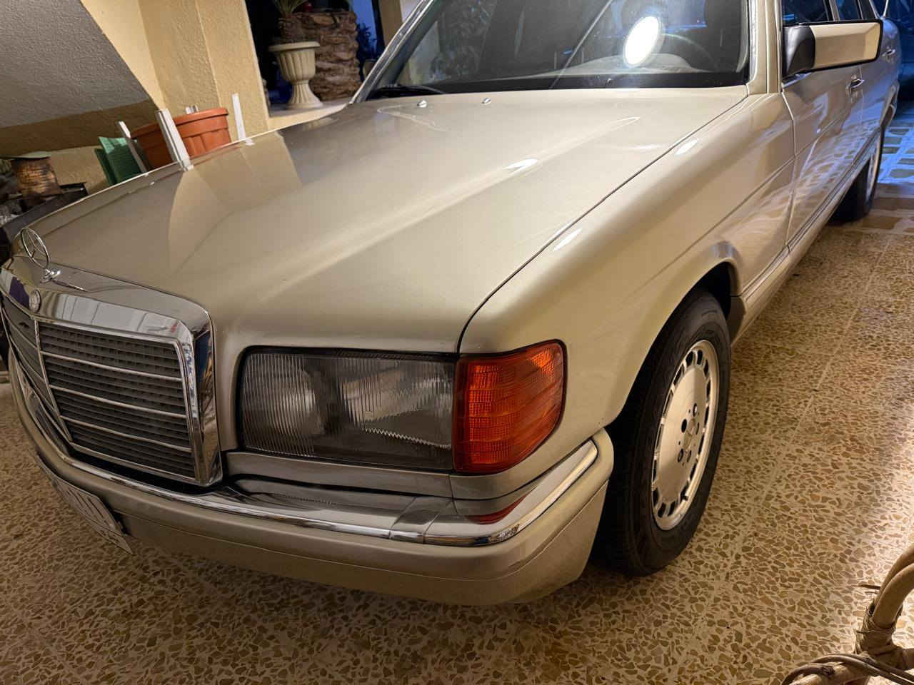 السلام عليكم 
اخوان مكلف 
مارسدس جامبو 
مصبوغه عام للجماليه 
سياره جديده حيل 
كابون بانزين بيها
غرفه جديده تبريد ثلج 
كير ومكينه  بشرط 
سياره ماتعوب عليها استفسار اكثر اتصال ع رقم 
***********
