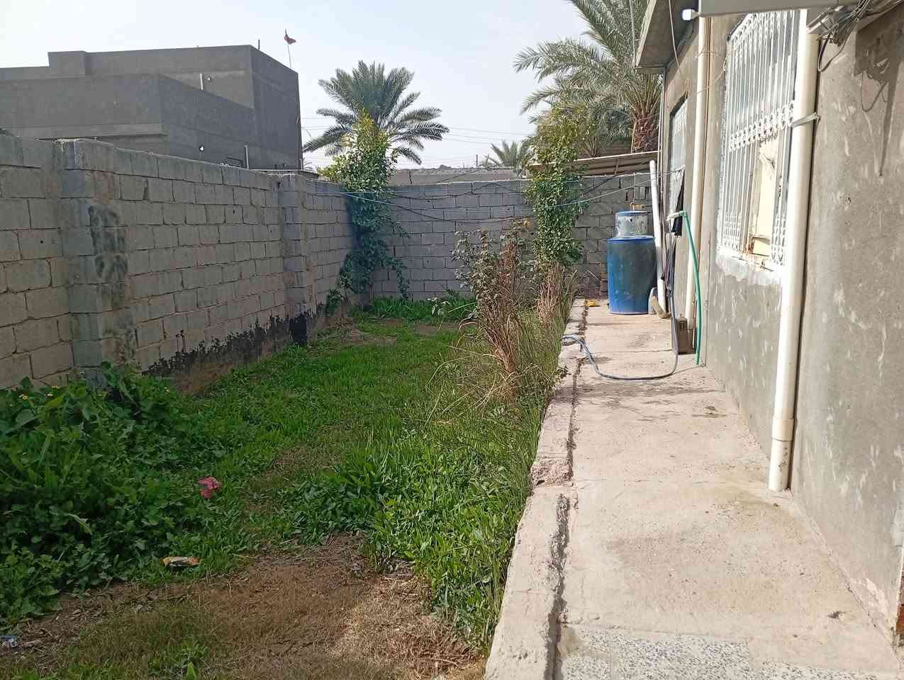 دار للبيع
200 متر كامل 
غرفه نوم ومطبخ وهول ومضيف 
العنوان الصياحيه قرب الامام سليمان 
للتفاصيل ***********
تحويل باسمك ثاني يوم
