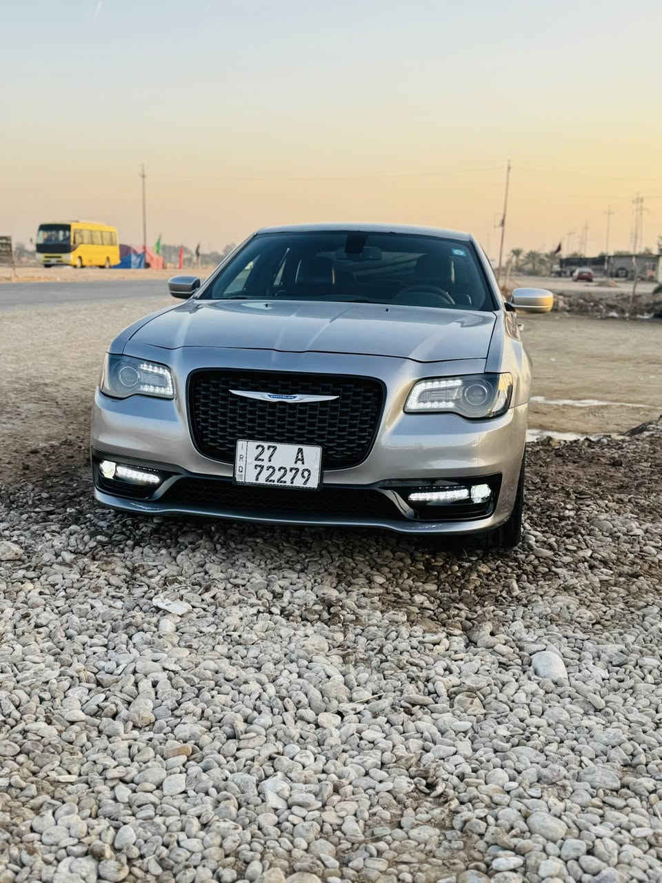 السلام عليكم كلايسلر S
2017 أصل رقم ذي قار الدولي 
حادث فقط بنيد مبدل وصور الحادث بالمنشور 
مواصفات (S) شفتات ستيرن كشنات جلد 
دمام صوت بالجنطه كشنات كهرباء
 تدفئه وتبريد بالكشن شاشه چبيره 
بجم عريض (السياره مامشتغله خط) 
محرك وكير مامفتوحات ولا بيهن نقص 
تخم تاير وحداديه جديد جاهزه من النقص 
السعر 198 مكاني قضاء الرفاعي 
*********** 
***********
