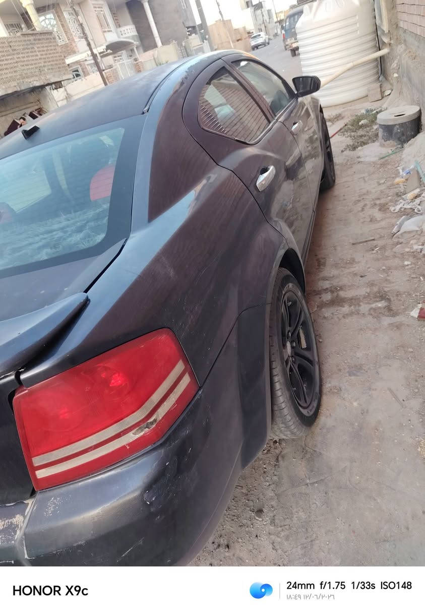 السلام عليكم جالنجر للبيع موديل 2008 مصبوغه حزام محرك 2400 لعنون محموديه السعر 60ورقة وبيها مجال.... ***********
