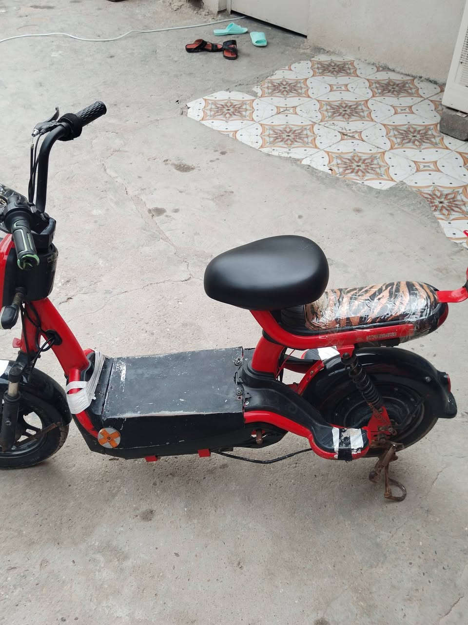 سلام عليكم  
دراجة شحن حجم14 نضافه70٪بطاريات كلشي ما بيهه الدراجه اي نقص مابيهه غراضهه كلهن عدي السعر175وبيهه مجال مكاني بصره قضاء المدينه مكاني بصره قضاء المدينه ***********
