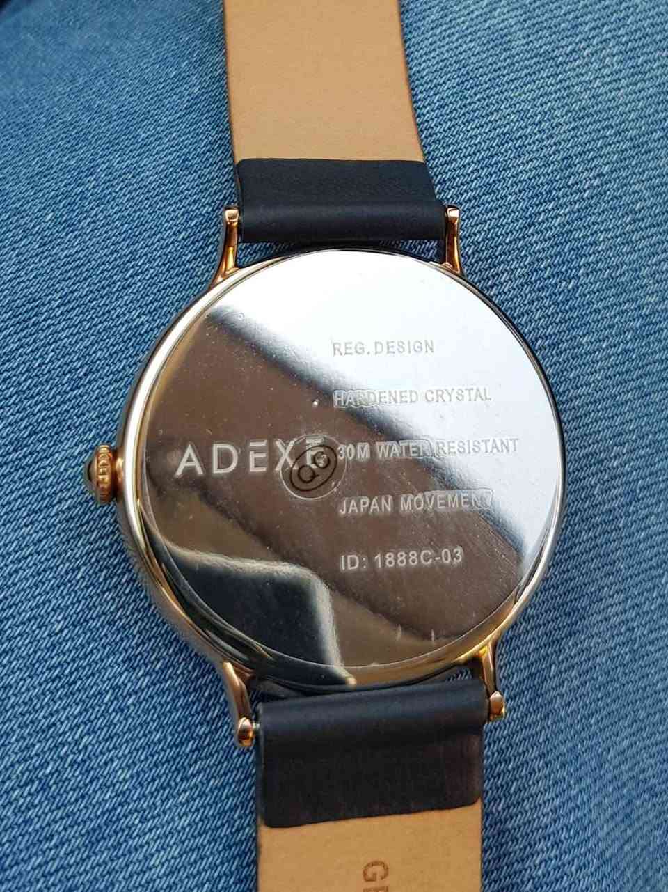 ساعة ايدوكس بطارية مقاومة للماء السعر ٥٥ الف *********** دهوك, العراق
