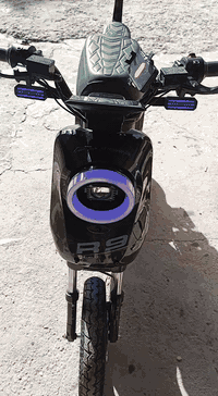 دراجه شحن البيع اR9 مكاني بصره زبير دراجه مكفوله من كلشي شغاله لايت اشاير كلشي شغال بيه سعر 425 بيه مجال *********** /موديل /2025★
