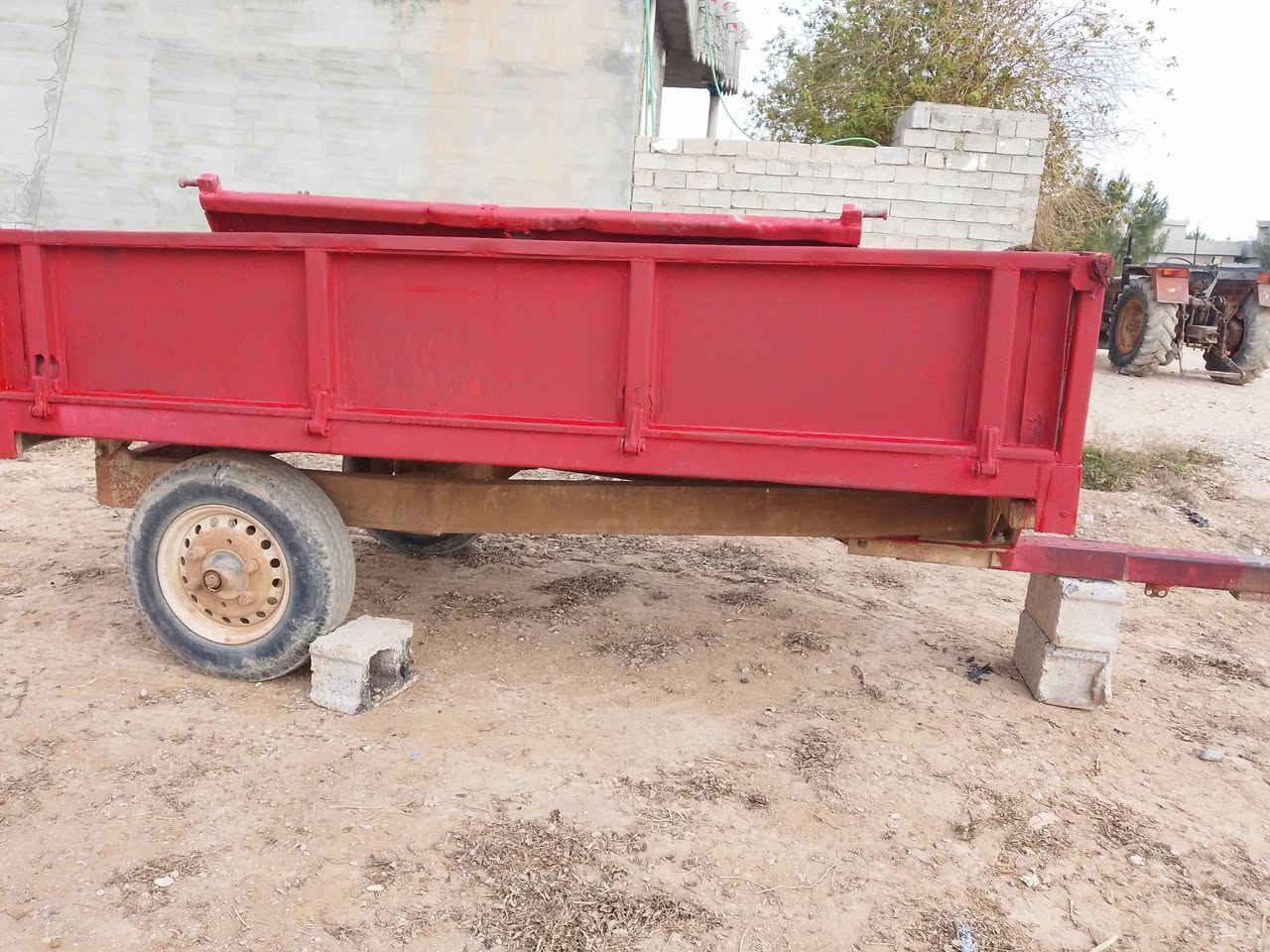 السلام عليكم مكينه وعربانه وتايرات نضاف للبيع المكينه نضيفه بشكل بم محرك جهاز بشرط نضافه95% العربانه سكندريه نضيفه تايرات محورات نضاف مال كاروبه لتواصل والاستفسار اتصل ع رقم *********** مكان قريب قرتبه جباره
