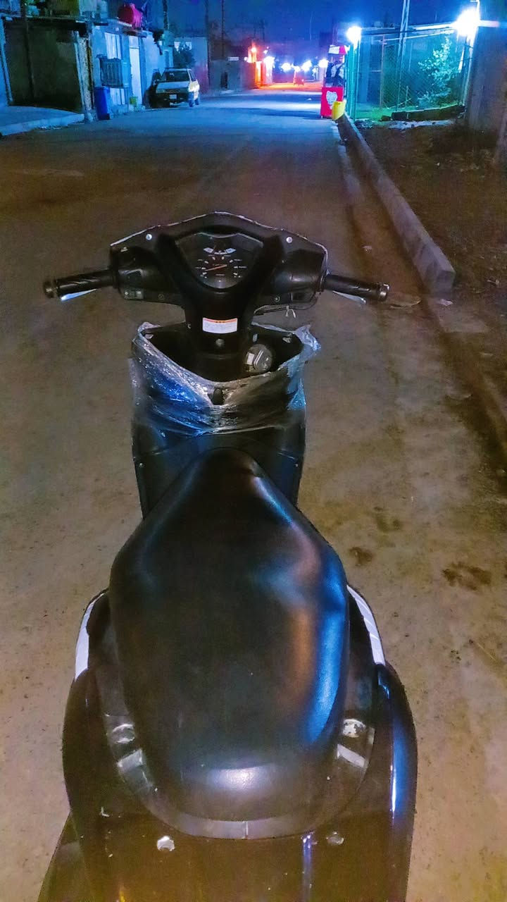 سلام عليكم دراجة هوندة ديو للبيع 140
مكينة مكفولة لاتبخير ولا تنقيس خرسة نكرة باوي وكت مكاني بغداد رشاد وهاذ رقمي واسف عل اطالة ***********
سعر 300🔒
