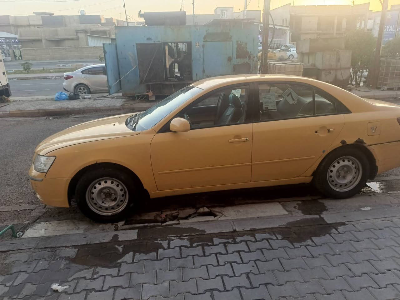 السلام عليكم سوناتا موديل 2008 سياره مكينه وكير وتبريد وحداديه كفاله مكفوله  سياره بيها تبديل جاملغ الامامي وبنيد والباقي كفاله من ضربه سيارة عوزها بس صبغه فقط غير الصبغ ما عايزه رقم بابل مصفره هيئه وغرامات هزه جديده  مكان السيارة سماوه سعرها 75 ورقه وبيها مجال قليل الشراي يتصل وبي خير ويدلل ***********
