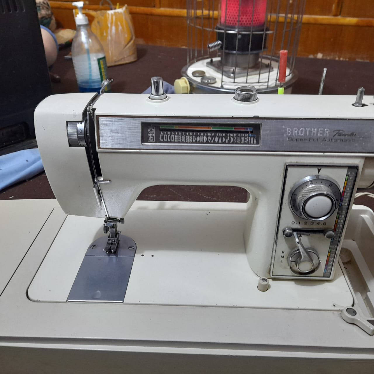 سلام عليكم مكينه براذر للبيع لاستفسار تصل ع هاذه الرقم ***********
