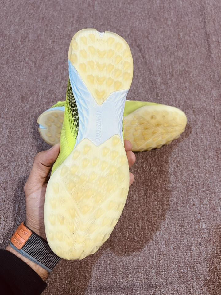 تحفه شرط
ادداس اكس 
اصلي باله 
قياس41 
نضافه1/1 
فول طبي 
اولي شرط
السعر خاص 
توصيل موجود 
واتساب موجوده 
***********6
