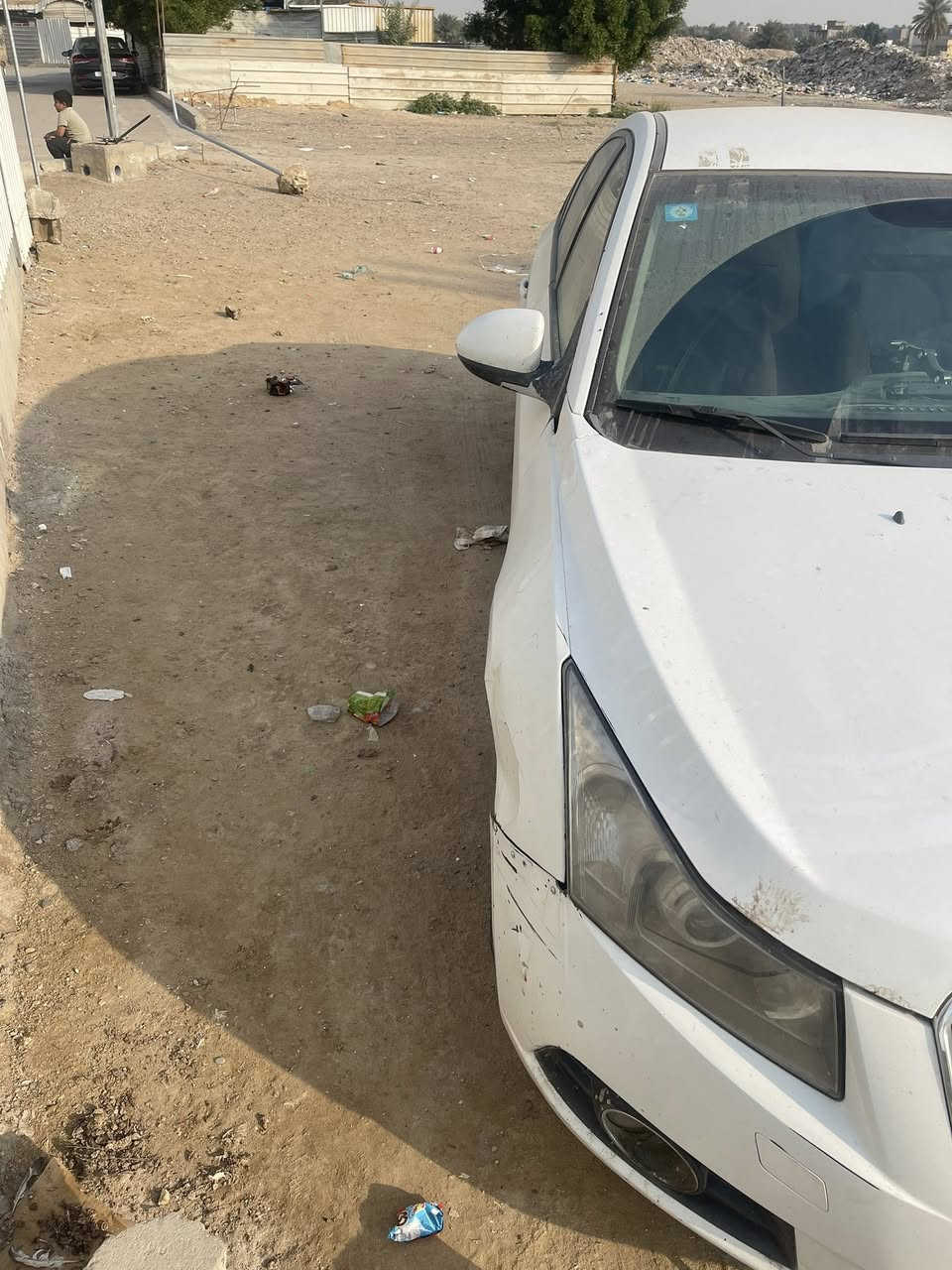 سلام عليكم . كروز موديل 12 خليجي مكينة 1800 جديده بدون حادث فقط طخات ومصبوغه حزام سابقاً اثر شخوط بدون قماره وصندوك وبنيد ع صبغ بلادي وحالياً بيه طخات واضحات بل صور مكان بغداد السعر 63 بيه مجال شراي يتصل غير متواجد عل فيس ***********
