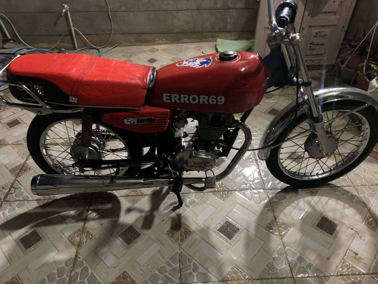 سلام عليكم دراجي لبيع لاصرف ولا بخار دراجي نضيف بس قبق محرك امبدل موديل 20 السعر 375 وبيه مجال


**إذا كنت صاحب هذا الإعلان وتريد حذفه لأي سبب، رجاءا أرسل رسالة إلى الدعم الفني**