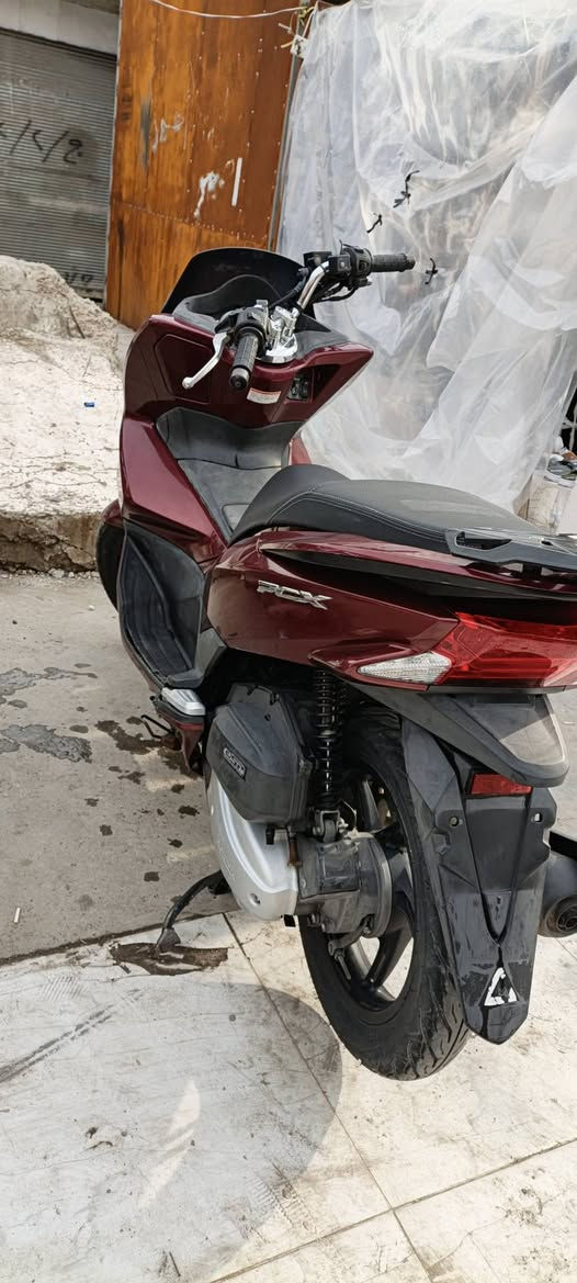 السلام عليكم بيسي اكس جيل ثاني مكينة 125 دراجة خير من الله صالهة شهرين نازلة رمبة دراجة مال جناي سعر 19ونص قفل اي ستفسار هاذة رقم ***********
